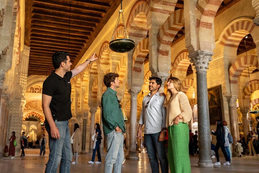 From Málaga: Day trip to Córdoba - Premium Small Group Tour - Córdoba’s Jewish Quarter, and how to wander without getting lost