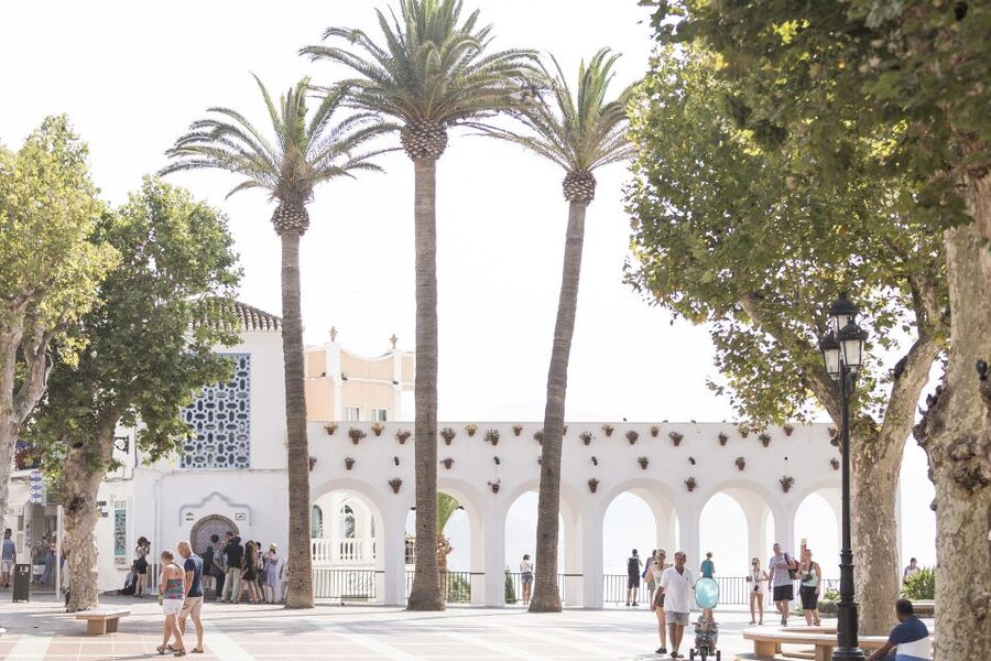 From Malaga: Nerja and Frigiliana Tour - Practical Tips: Footwear, Pickup Pacing, and Staying Oriented