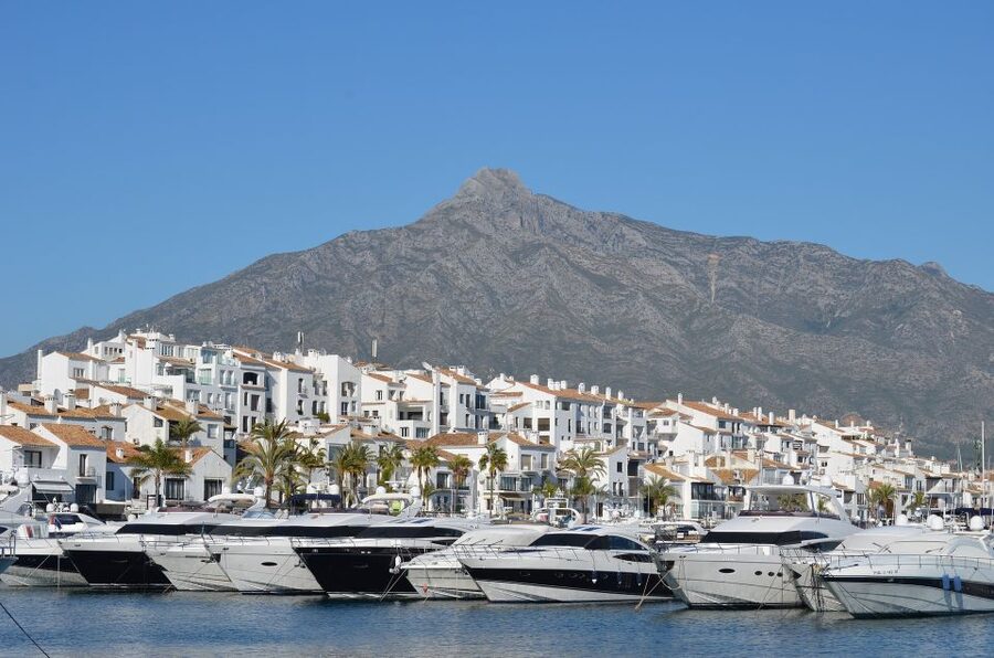 From Malaga or Costa del Sol: Mijas, Marbella & Puerto Banus - Puerto Banus: Golden Mile Drive, Supercar Watching, and Yacht Heaven