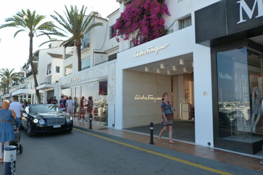 From Malaga or Costa del Sol: Mijas, Marbella & Puerto Banus - What to Do Before You Go, So You Enjoy Every Stop