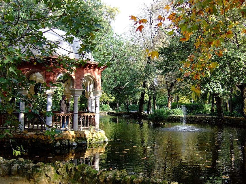 From Malaga: Seville Day Trip and Optional Monument Tickets - Option 2: Cathedral and La Giralda with a guided 1-hour visit