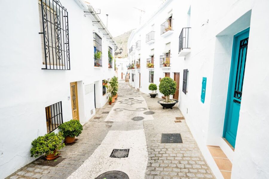 From Málaga: Skip-the-Line Nerja Cave and Frigiliana - Why Frigiliana and Nerja Caves Work So Well From Málaga