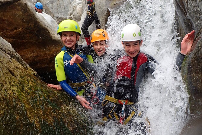 From Mijas: Guadalmina Canyon Canyoning Tour - What you get before you enter the canyon
