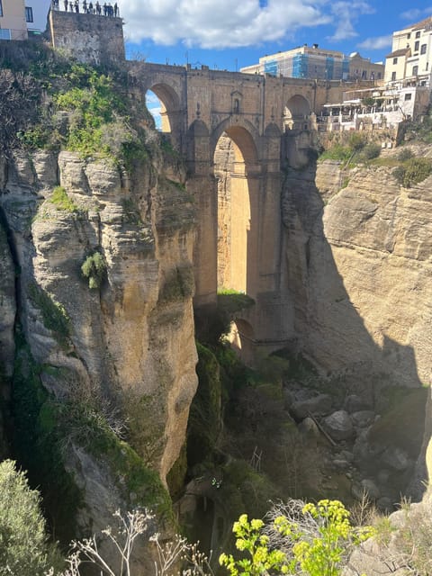 From Nerja/Almunecar: Ronda Day Trip with Hotel Pickup - Why Ronda and Setenil work so well together