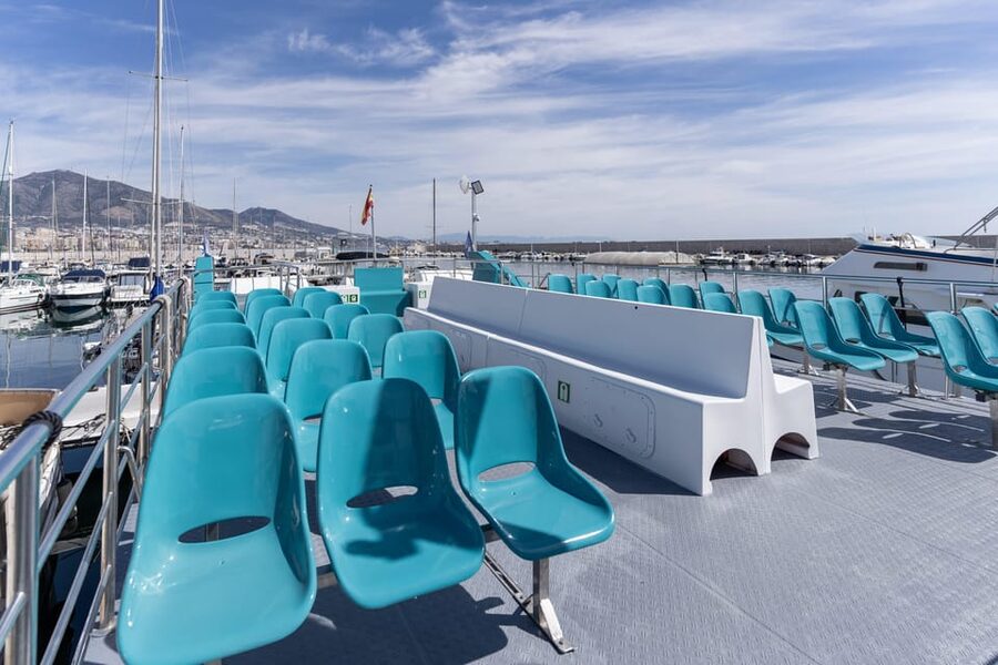 Fuengirola: Catamaran Tour to Spot Dolphins - Dolphin watching without doing the wrong thing