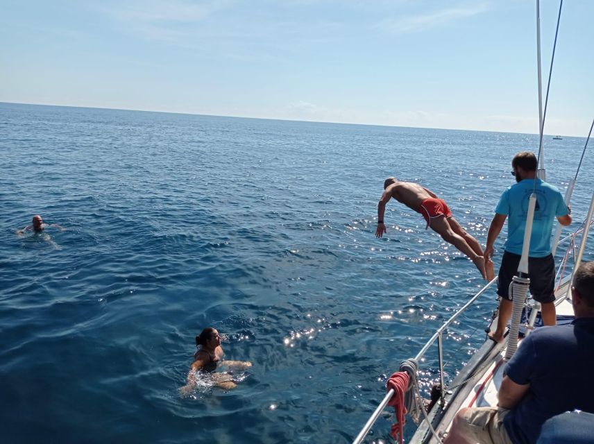 Fuengirola: Dolphin-Watching Sailing Tour with Drinks - Setting Out From Fuengirola Marina, How This Tour Feels in Real Life