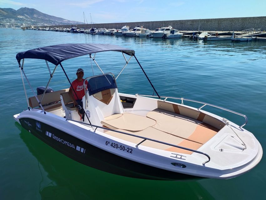 Fuengirola: Dolphin Watching Tour with Snacks and Drinks - The boat ride: modern, fast, and made for comfort