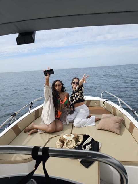 Fuengirola: Dolphin Watching Tour with Snacks and Drinks - Optional fishing rods for €20: fun add-on for the curious