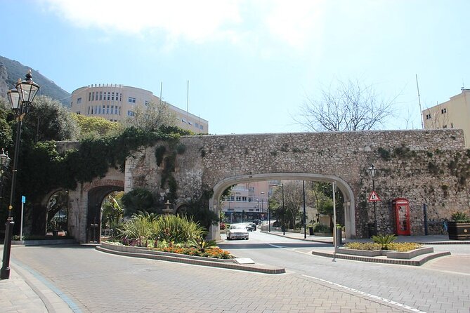 Gibraltar Day Trip at your Own Pace from Malaga & Costa del Sol - Main Street and The Alameda: The Part Where You Can Slow Down Immediately
