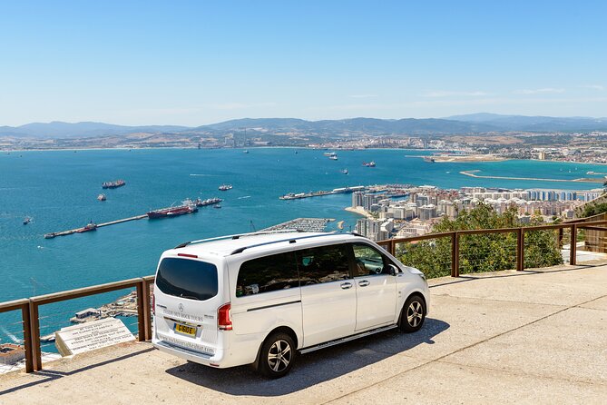 Gibraltar Full Day Tour Ultimate Tour 7hrs - Gibraltar Town and Main Street: Lunch Time With Real Local Edges