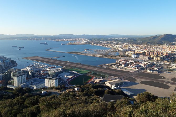Gibraltar Sightseeing : Classic Rock Tour plus World War 2 Tunnels (Private) - Great Siege Tunnels and WWII tunnels: the part that turns the whole trip into a story
