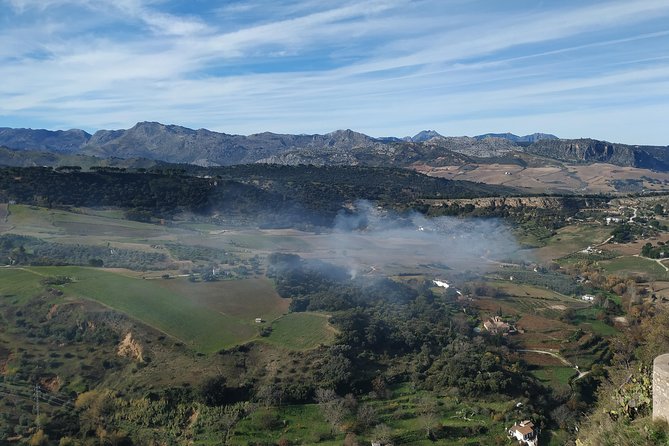 Guided Tour of Ronda - Alameda del Tajo: The 200-Year-Old Gardens That Set the Tone