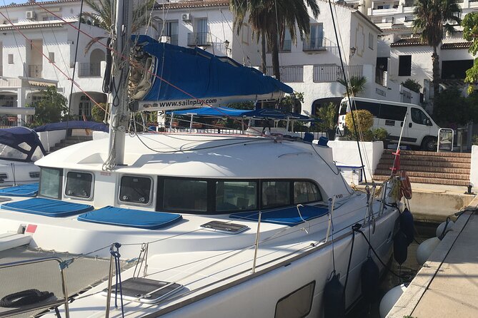 Half-Day Luxury Catamaran Sailing Cruise in Granada - Crew and service: why small-group matters