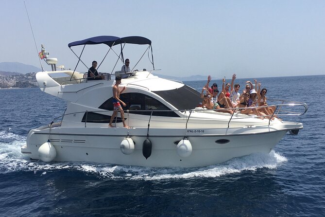 Half-Day Luxury Motor Yacht Cruise in Granada - Quick highlights