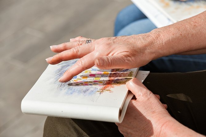 I DRAW Malaga: Art and Drawing Lesson - by OhmyGoodGuide! - Picking Your Drawing Spot, Port, Parque Gardens, or Old Town