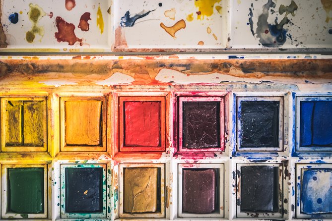 I DRAW Malaga: Art and Drawing Lesson - by OhmyGoodGuide! - Watercolour Pencils and Markers, How Color Comes Together Outdoors