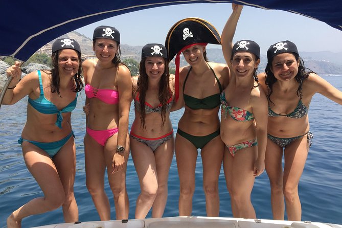 Luxury Yatch trips + Open Bar + Tapas + Paddle Surf + Snorkel - Luxury label versus what you actually get