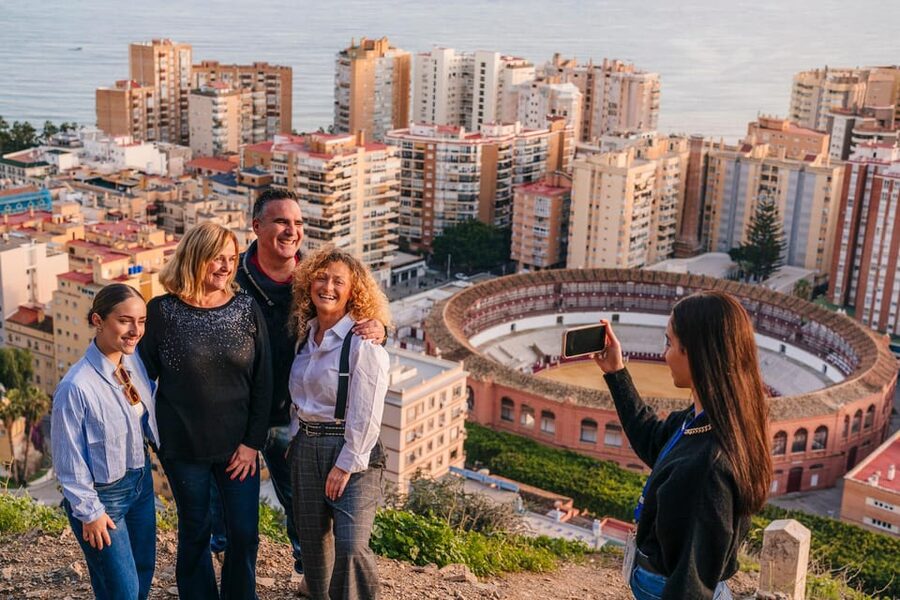 Málaga 1-hour by TukTuki: Essential and Private Tour - Gibralfaro viewpoint: the part you will remember