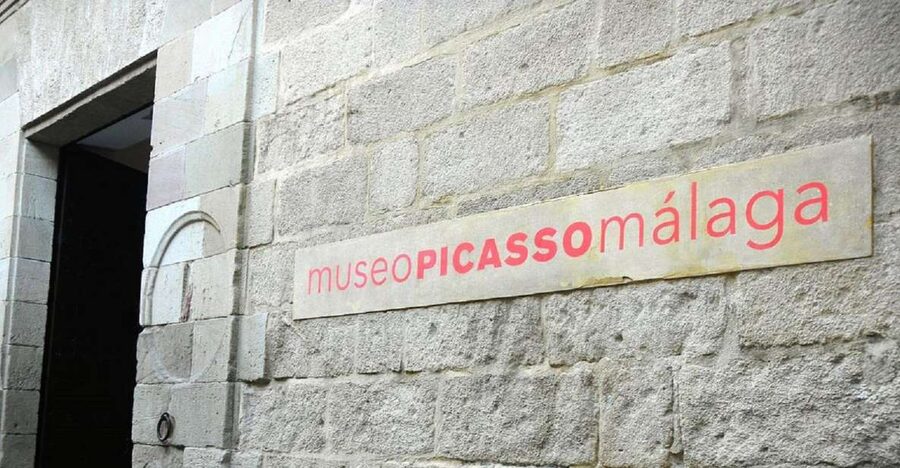 Málaga: 2-Hour Picasso Museum Private Guided Tour - Where Picasso Museum stories start in Málaga