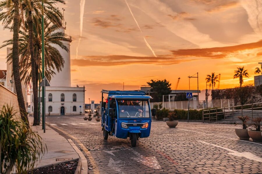 Málaga 2-Hour TukTuki Tour: Private Experience - Plaza de Toros and Old Malaga Squares: The City’s Contrasts Up Close