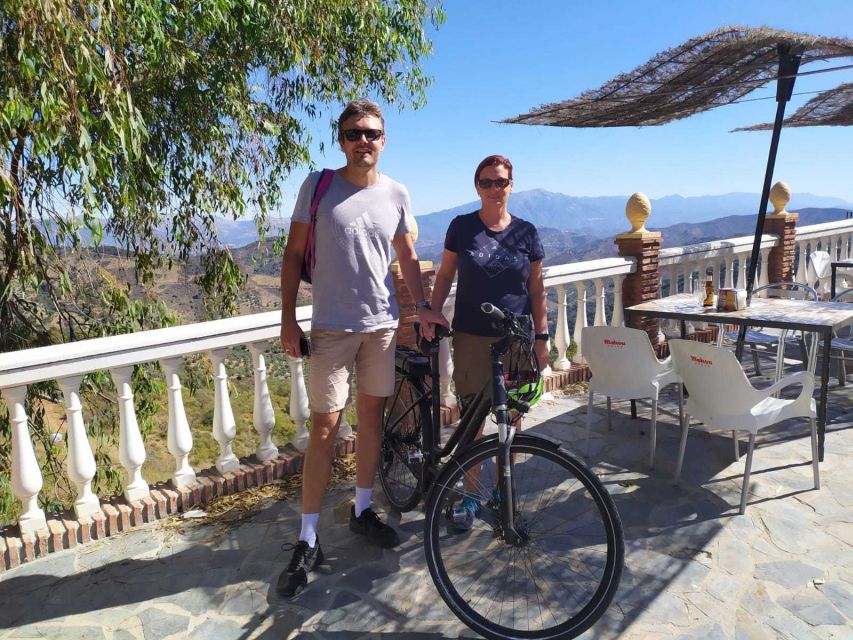Málaga: 4-Hour Premium E-Bike Tour with Panoramic Views - The A-7000 Climb on Smooth Asphalt, and How Bosch Power Helps