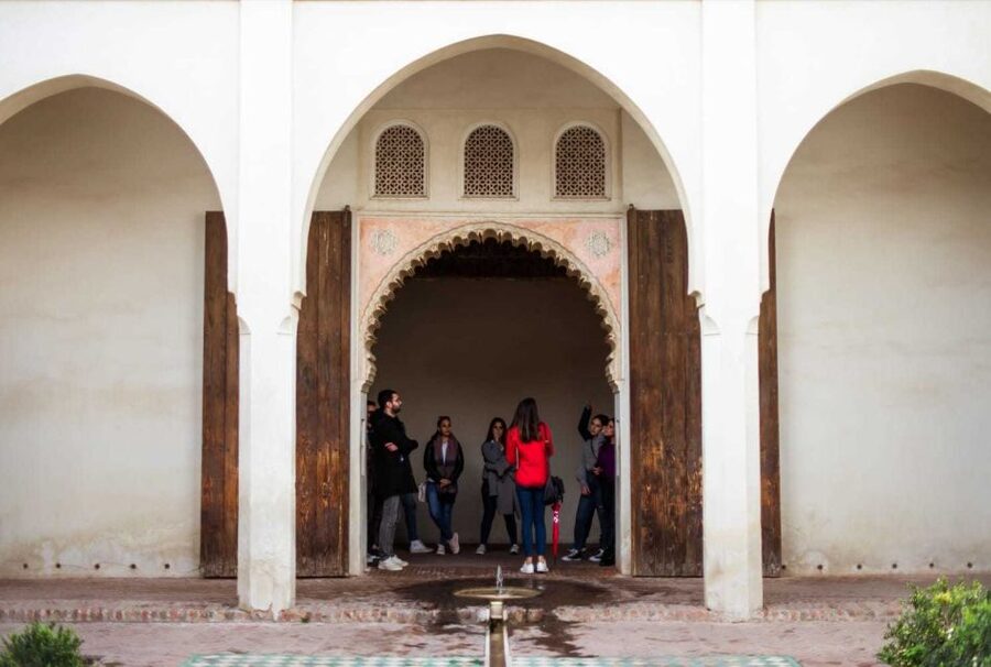 Málaga: Alcazaba and Roman Theatre Guided Tour With Entry - Key highlights to know before you go