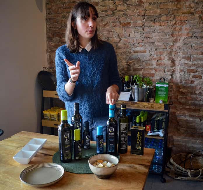Malaga: Authentic Paella Cooking Class with Sangría - Atarazanas Market, where your paella starts to feel personal