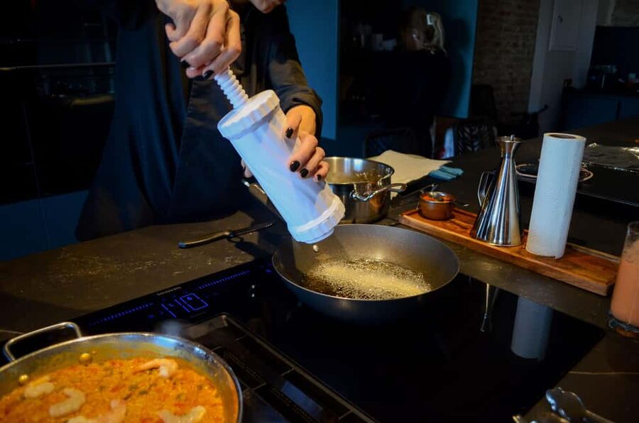 Malaga: Authentic Paella Cooking Class with Sangría - Timing, dietary needs, and who this is best for