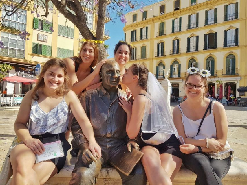 Malaga: Bachelorette Party Treasure Hunt - Why This Málaga Treasure Hunt Works for a Hen Party