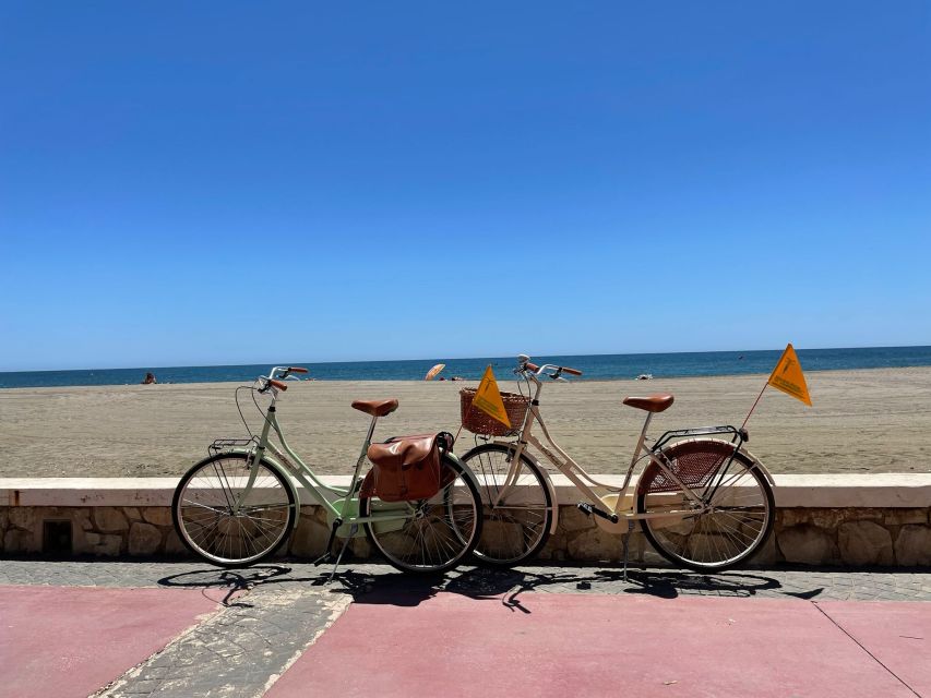 Malaga: Bike Rental for City Discovery Route & Beaches - Start with the Malagueta coast and sunset views