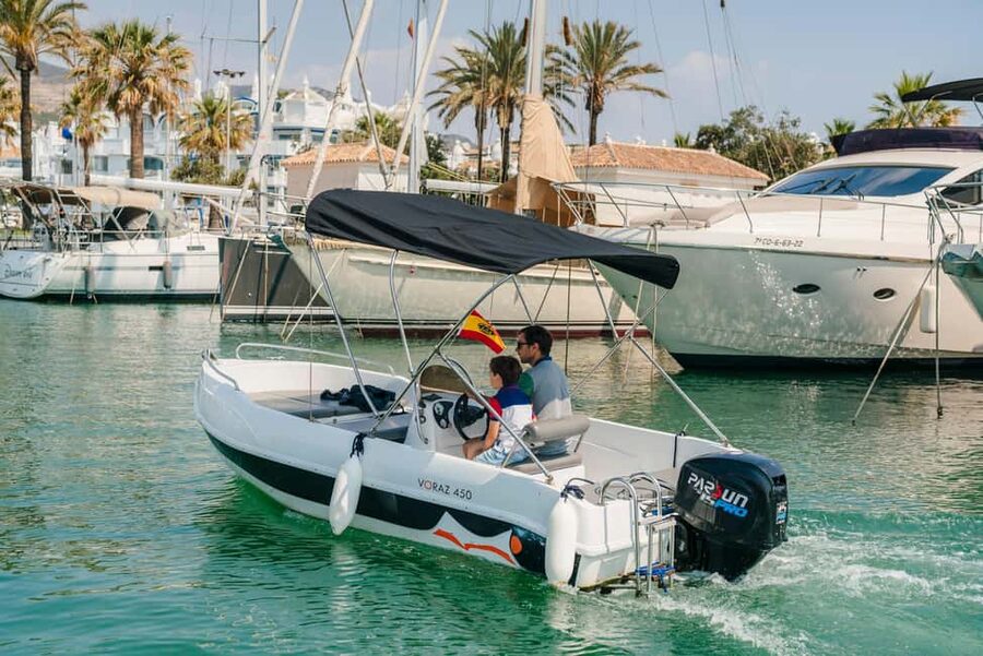 Malaga: Boat Rental without a License for Dolphin Watching - The instructor’s role: safety first, then you take the wheel