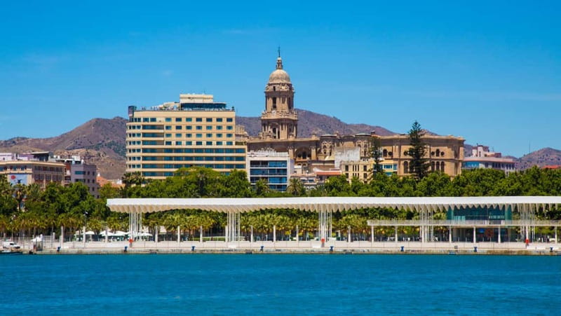 Malaga: Castle Hill and Fisherman Village E-Bike Tour - Key highlights you will feel right away
