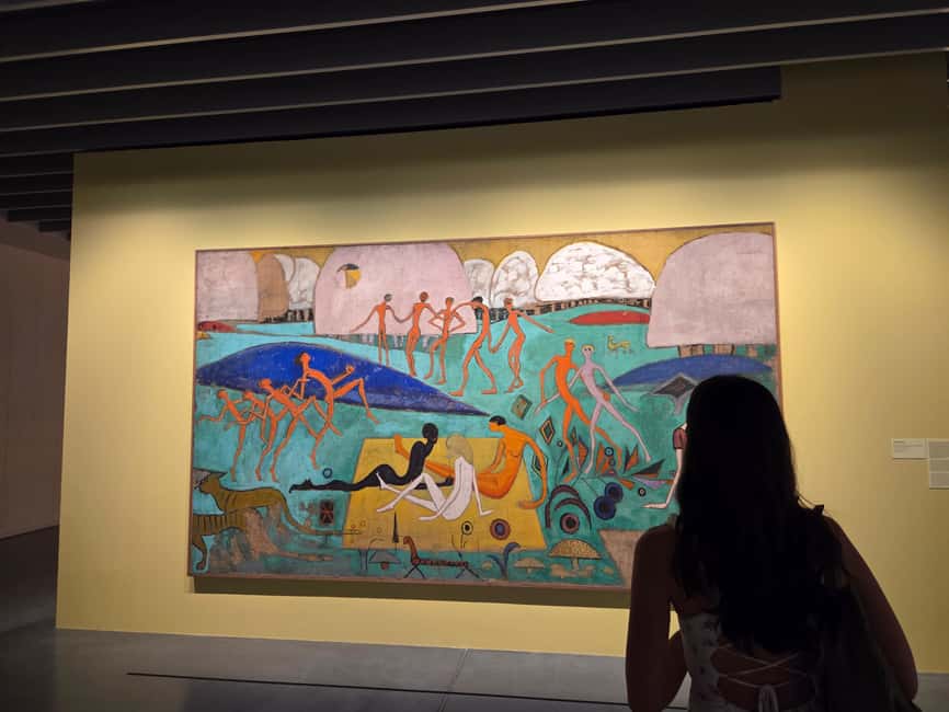 Malaga: Centre Pompidou Malaga Ticket and City Audio Guide - Entering Centre Pompidou Malaga: how to start without stress