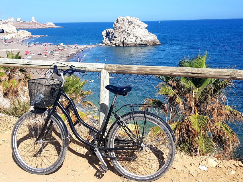 Malaga: City Bike Rental with Self-Guided Cycling Route - Key points that make this ride worth your time