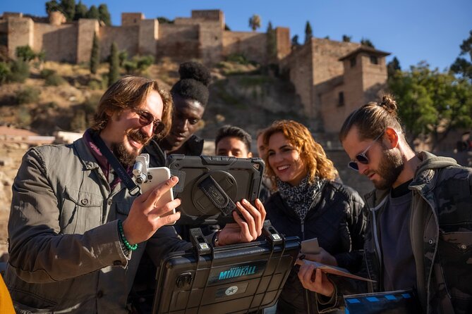 Malaga city game: Operation Mindfall - The iPad hire and gadget kit: why it works well for groups