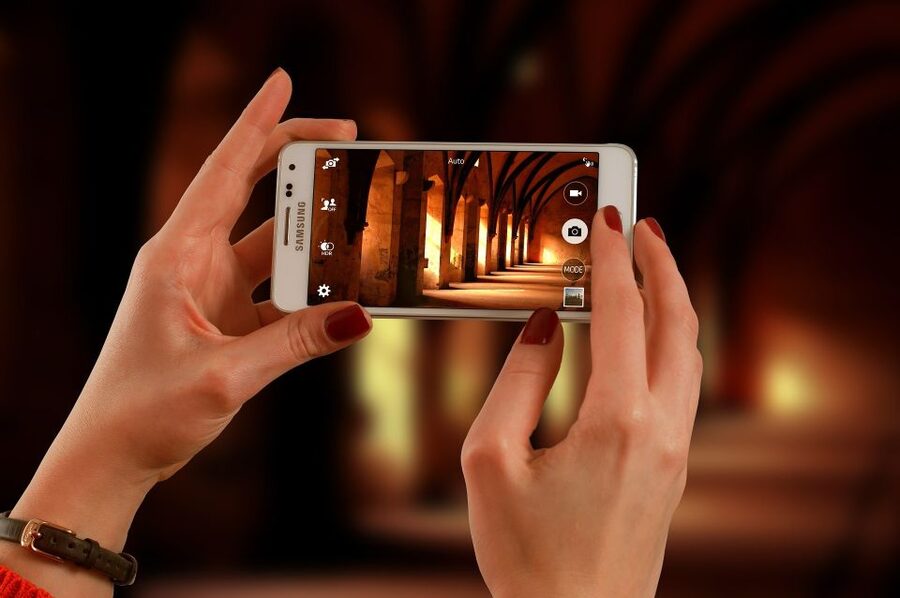 Málaga: Creative Urban Photography Workshop - Smartphone or camera settings: practical tips that match how you actually shoot