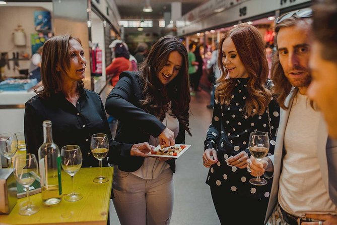 Málaga Evening Tapas Crawl Tour by Food Lover Tour - Key Things You’ll Notice on This Málaga Tapas Crawl