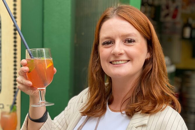 Málaga Evening Tapas Crawl Tour by Food Lover Tour - Your Four Stops: How the Variety Builds a Real Evening