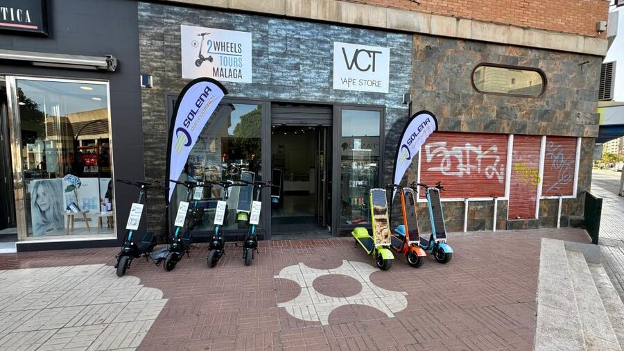 Malaga: Explore Malaga on a Electric Scooter - Scooter handover, safety basics, and phone setup that actually helps