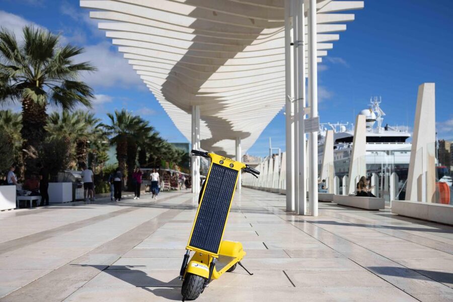 Malaga: Explore Malaga on a Electric Scooter - Meeting at 2WheelsTours Malaga, right by El Corte Ingles bike lanes