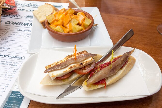 Malaga Food Tour: Tapas, Drinks and Delights with a Local - The Final Stop: Locas de Málaga and a Summer Ice Cream Option