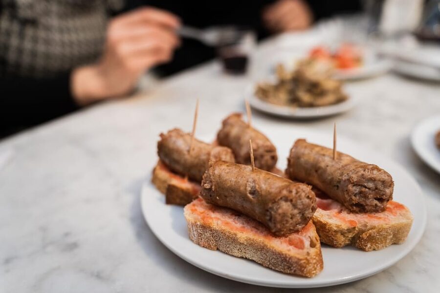 Malaga: Food Tour with Local Guide, Tapas, and Drinks - How the 3.5-Hour Plan Feels: Drinks, Portions, and a Calm Pace