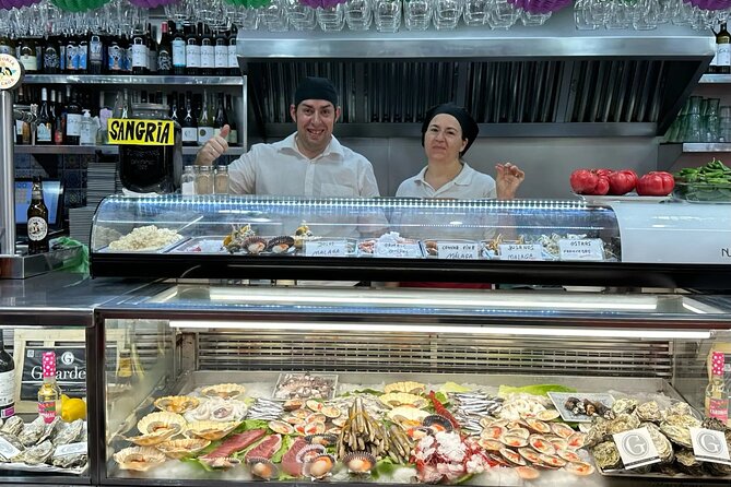 Malaga Food Walking Tour with Atarazanas Market Visit - The drink plan: Malaga sweet wine and classic vermouth