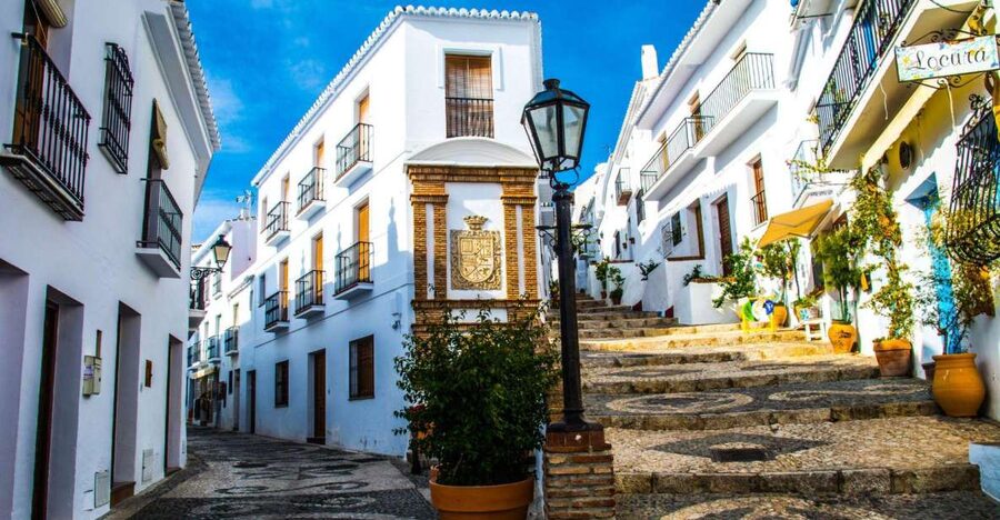 Malaga: Frigiliana & Nerja Tour with Local Product Tastings - Key Points Before You Go