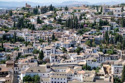 Granada Day Trip with Alhambra, Palaces and Gardens