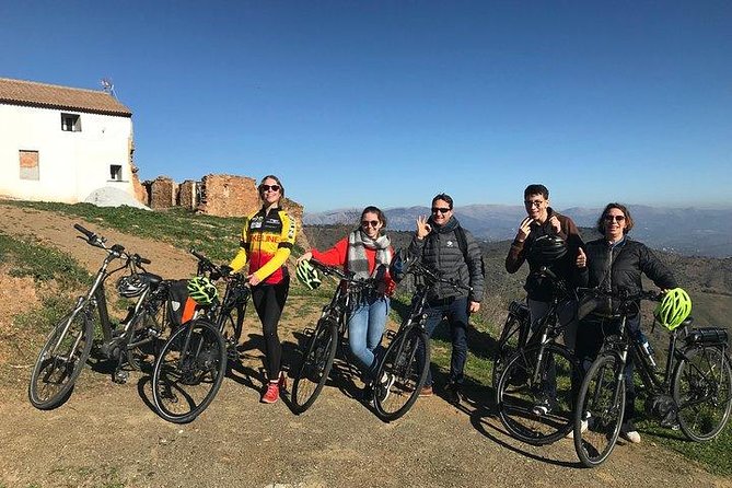 Malaga Highest Peak E-Bike Tour: White Village Olias and El Palo - Guide Style and Group Size: Why Small Matters Here