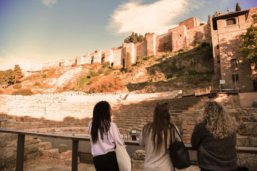 Málaga: Highlights, Old Town & Viewpoint Walking Tour - Key highlights worth your attention
