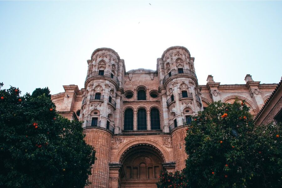 Málaga: Highlights, Old Town & Viewpoint Walking Tour - Value and Who This Tour Is Best For
