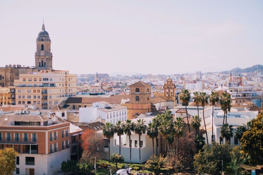 Málaga: Highlights, Old Town & Viewpoint Walking Tour - Starting at Plaza de la Constitución and the White Fountain Meet Point