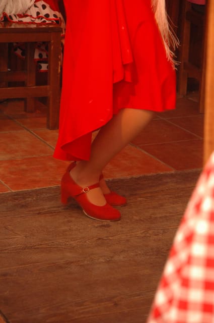 Málaga: Learn to dance flamenco rumba in 45 minutes - Why this 45-minute flamenco rumba class works in Málaga